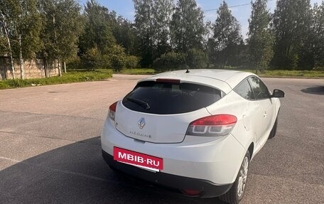 Renault Megane III, 2013 год, 900 000 рублей, 4 фотография