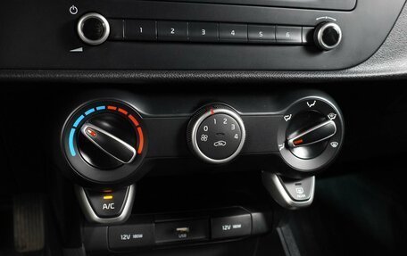 KIA Rio IV, 2020 год, 1 599 000 рублей, 12 фотография