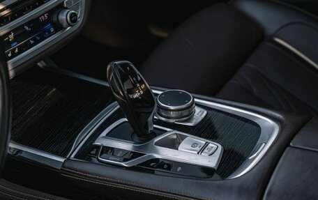 BMW 7 серия, 2019 год, 4 950 000 рублей, 13 фотография