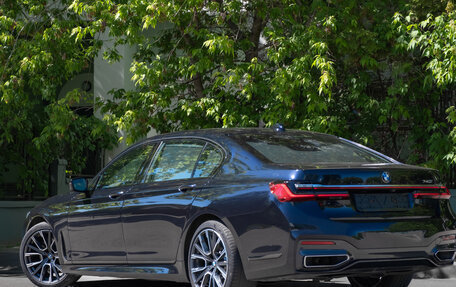 BMW 7 серия, 2019 год, 4 950 000 рублей, 11 фотография