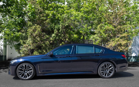 BMW 7 серия, 2019 год, 4 950 000 рублей, 10 фотография