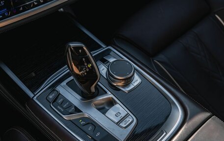 BMW 7 серия, 2019 год, 4 950 000 рублей, 24 фотография
