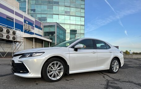 Toyota Camry, 2021 год, 2 550 000 рублей, 9 фотография