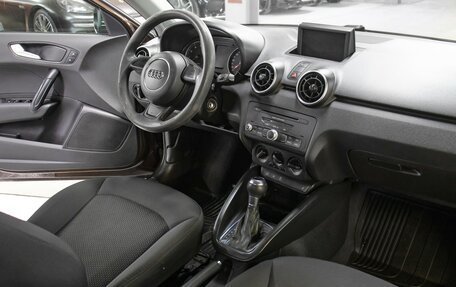 Audi A1, 2012 год, 1 049 000 рублей, 11 фотография