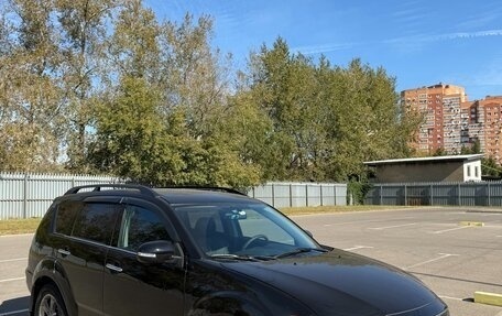 Mitsubishi Outlander III рестайлинг 3, 2010 год, 940 000 рублей, 4 фотография