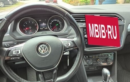 Volkswagen Tiguan II, 2017 год, 2 450 000 рублей, 13 фотография