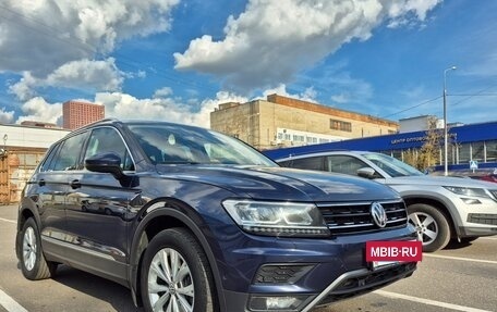 Volkswagen Tiguan II, 2017 год, 2 450 000 рублей, 3 фотография