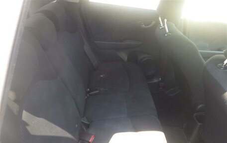 Honda Fit III, 2013 год, 750 000 рублей, 14 фотография