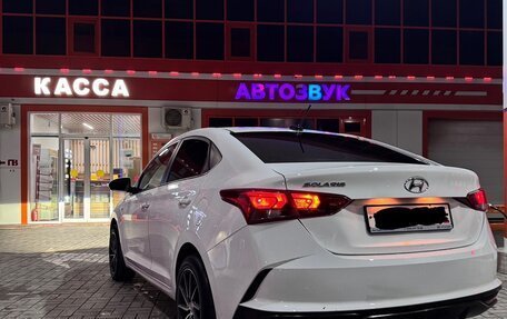 Hyundai Solaris II рестайлинг, 2021 год, 1 600 000 рублей, 3 фотография