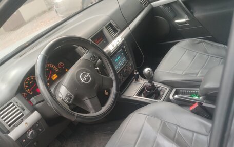 Opel Vectra C рестайлинг, 2004 год, 310 000 рублей, 13 фотография