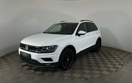 Volkswagen Tiguan II, 2020 год, 2 520 000 рублей, 1 фотография