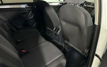 Volkswagen Tiguan II, 2020 год, 2 520 000 рублей, 16 фотография