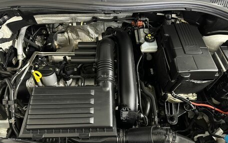 Volkswagen Tiguan II, 2020 год, 2 520 000 рублей, 17 фотография