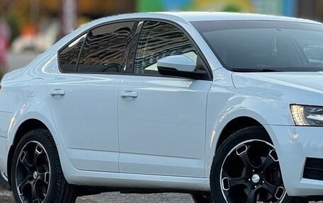 Skoda Octavia, 2017 год, 1 499 000 рублей, 2 фотография