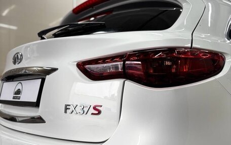 Infiniti FX II, 2011 год, 2 100 000 рублей, 10 фотография
