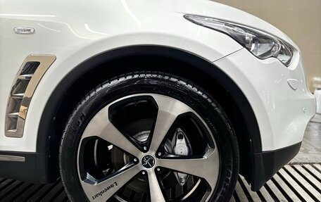 Infiniti FX II, 2011 год, 2 100 000 рублей, 8 фотография