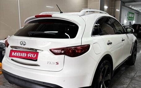 Infiniti FX II, 2011 год, 2 100 000 рублей, 3 фотография