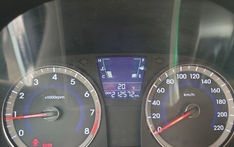 Hyundai Solaris II рестайлинг, 2012 год, 648 000 рублей, 13 фотография