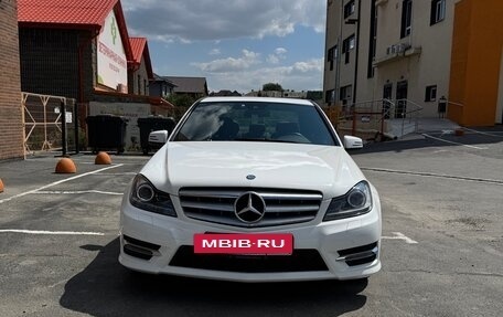 Mercedes-Benz C-Класс, 2012 год, 2 300 000 рублей, 2 фотография
