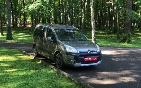 Citroen Berlingo II рестайлинг, 2013 год, 860 000 рублей, 1 фотография
