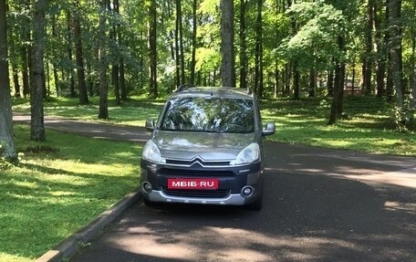 Citroen Berlingo II рестайлинг, 2013 год, 860 000 рублей, 3 фотография