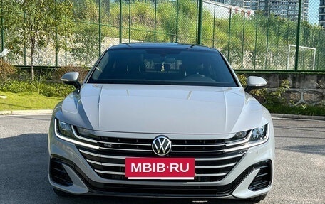 Volkswagen Passat CC, 2022 год, 2 800 000 рублей, 2 фотография