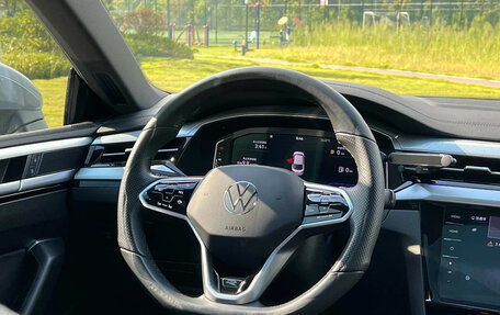 Volkswagen Passat CC, 2022 год, 2 800 000 рублей, 11 фотография