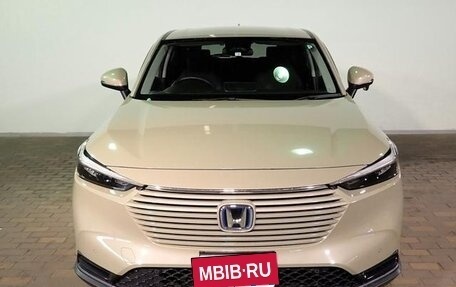Honda Vezel, 2022 год, 1 900 000 рублей, 2 фотография