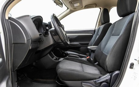 Mitsubishi Outlander III рестайлинг 3, 2012 год, 1 198 000 рублей, 30 фотография