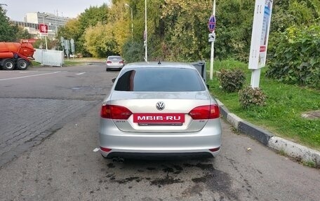 Volkswagen Jetta VI, 2011 год, 830 000 рублей, 3 фотография