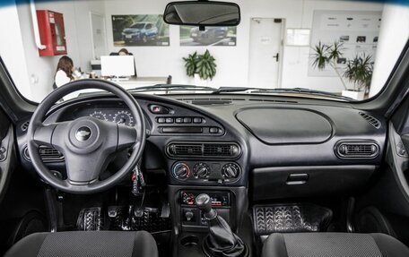 Chevrolet Niva I рестайлинг, 2018 год, 908 000 рублей, 14 фотография
