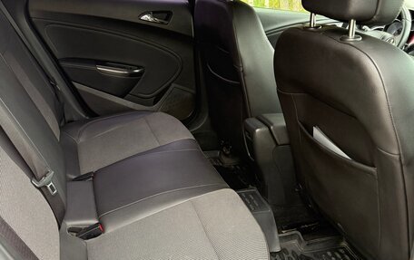 Opel Astra J, 2011 год, 740 000 рублей, 17 фотография