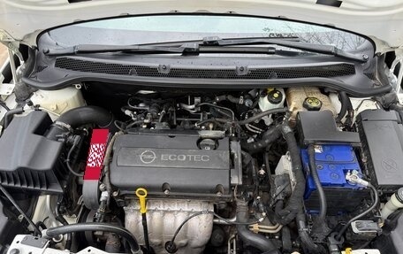 Opel Astra J, 2011 год, 740 000 рублей, 20 фотография