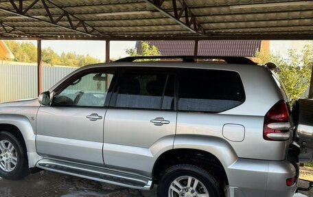 Toyota Land Cruiser Prado 120 рестайлинг, 2005 год, 1 550 000 рублей, 2 фотография