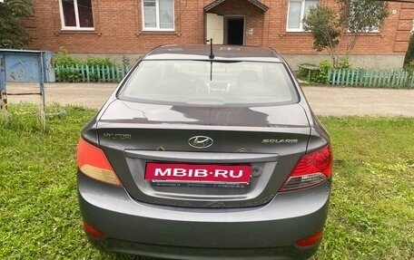 Hyundai Solaris II рестайлинг, 2011 год, 540 000 рублей, 2 фотография