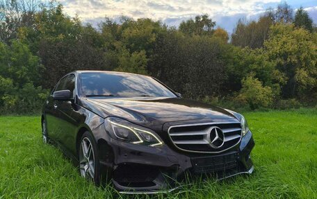 Mercedes-Benz E-Класс, 2013 год, 1 870 000 рублей, 4 фотография