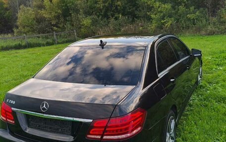 Mercedes-Benz E-Класс, 2013 год, 1 870 000 рублей, 14 фотография