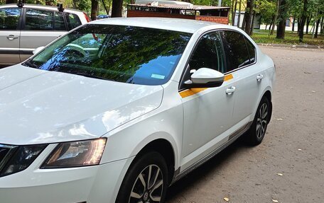 Skoda Octavia, 2019 год, 1 400 000 рублей, 2 фотография