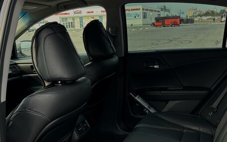 Honda Accord IX рестайлинг, 2013 год, 1 980 000 рублей, 11 фотография