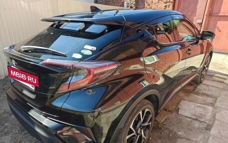 Toyota C-HR I рестайлинг, 2017 год, 1 650 000 рублей, 3 фотография