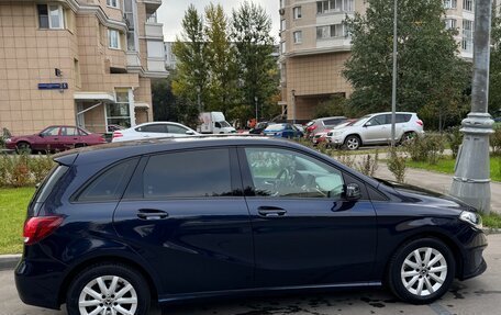Mercedes-Benz B-Класс, 2017 год, 1 830 000 рублей, 5 фотография