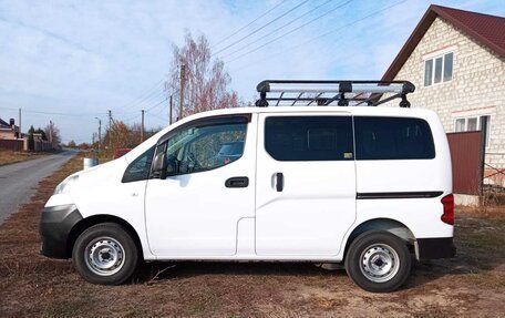 Nissan NV200, 2019 год, 1 820 000 рублей, 2 фотография