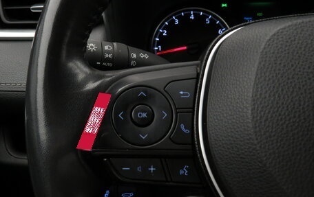 Toyota RAV4, 2021 год, 3 690 000 рублей, 10 фотография