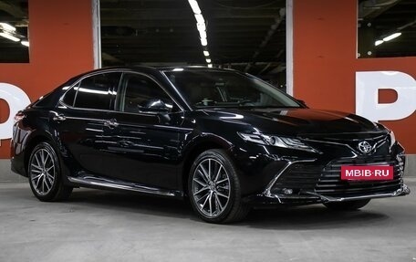 Toyota Camry, 2023 год, 3 898 000 рублей, 3 фотография