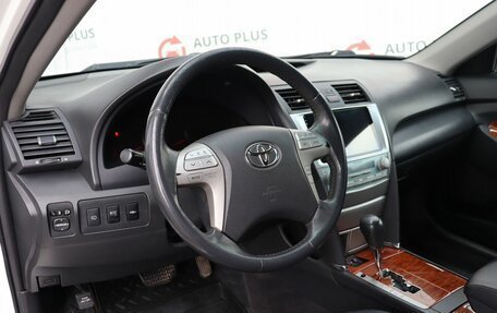 Toyota Camry, 2008 год, 1 150 000 рублей, 7 фотография