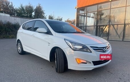 Hyundai Solaris II рестайлинг, 2014 год, 950 000 рублей, 2 фотография