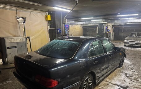Mercedes-Benz E-Класс, 1995 год, 175 000 рублей, 4 фотография