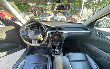 Skoda Superb III рестайлинг, 2011 год, 740 000 рублей, 4 фотография