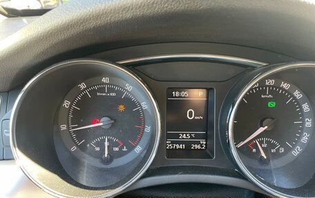 Skoda Superb III рестайлинг, 2011 год, 740 000 рублей, 18 фотография