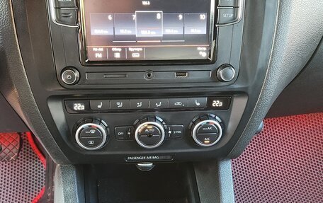 Volkswagen Jetta VI, 2012 год, 850 000 рублей, 7 фотография
